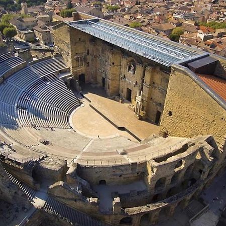 Tres Belle Suite Dans Le Centre Historique Ideale Pour 2 Personnes Orange  Dış mekan fotoğraf